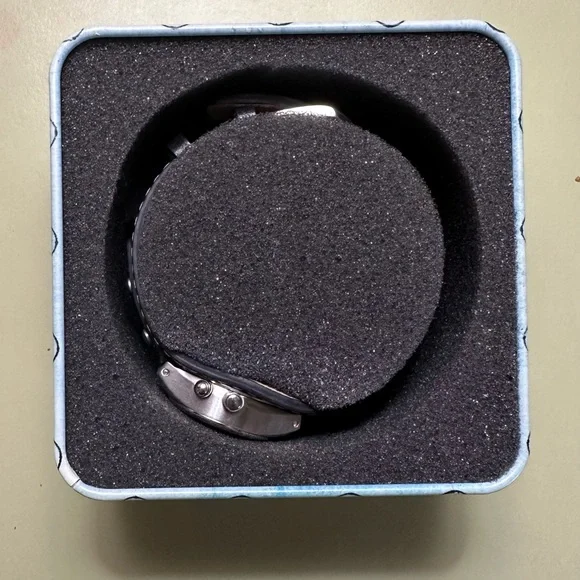 NIB Vintage Fossil Watch ‘04 - Picture 9 of 15